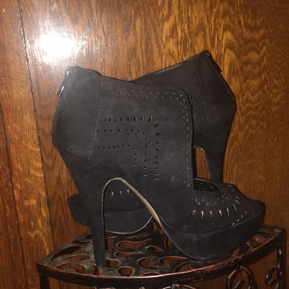 Black Suede Heels